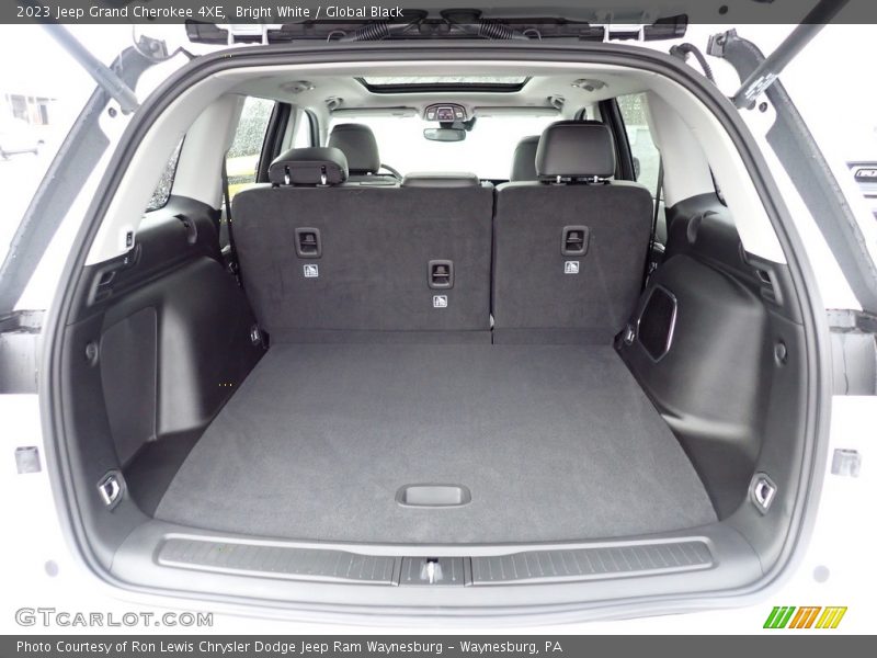 Bright White / Global Black 2023 Jeep Grand Cherokee 4XE