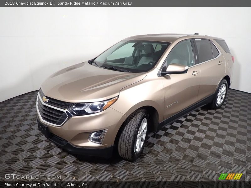 Sandy Ridge Metallic / Medium Ash Gray 2018 Chevrolet Equinox LT