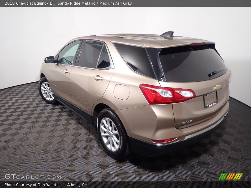 Sandy Ridge Metallic / Medium Ash Gray 2018 Chevrolet Equinox LT