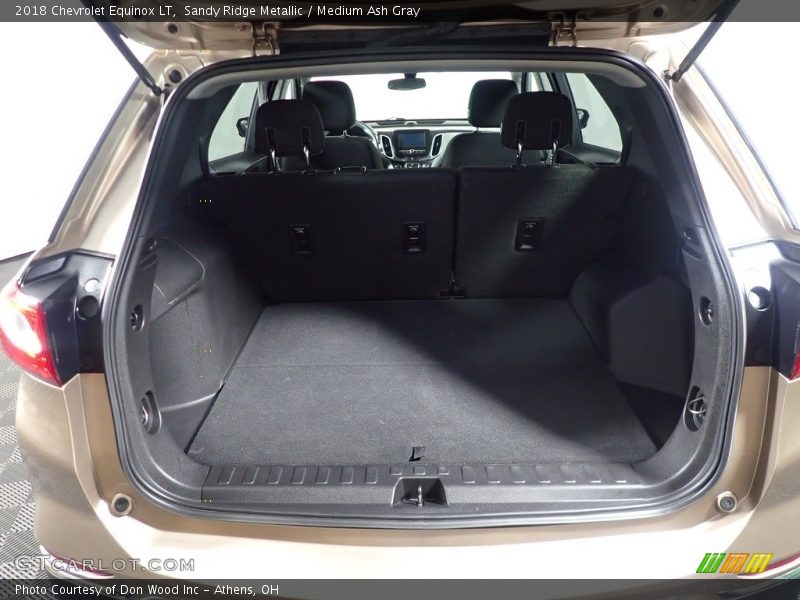 Sandy Ridge Metallic / Medium Ash Gray 2018 Chevrolet Equinox LT