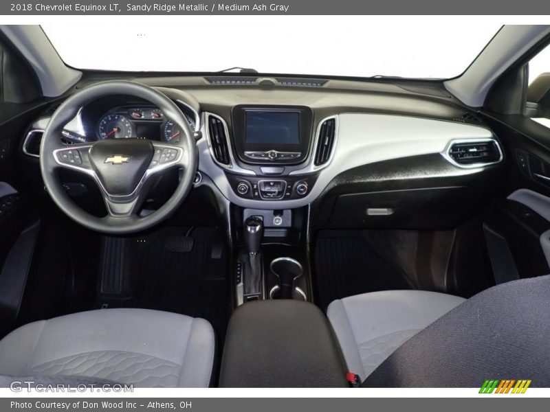 Sandy Ridge Metallic / Medium Ash Gray 2018 Chevrolet Equinox LT
