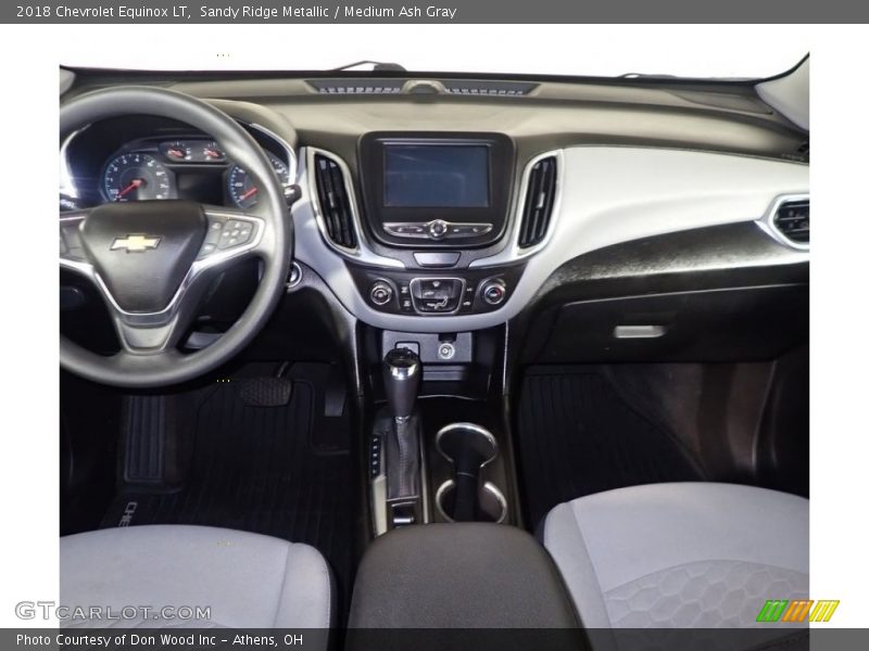 Sandy Ridge Metallic / Medium Ash Gray 2018 Chevrolet Equinox LT