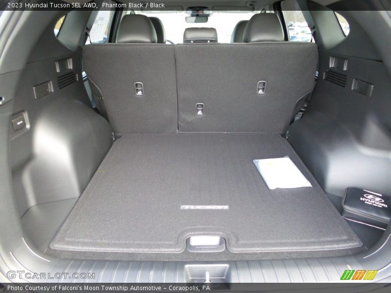 2023 Tucson SEL AWD Trunk