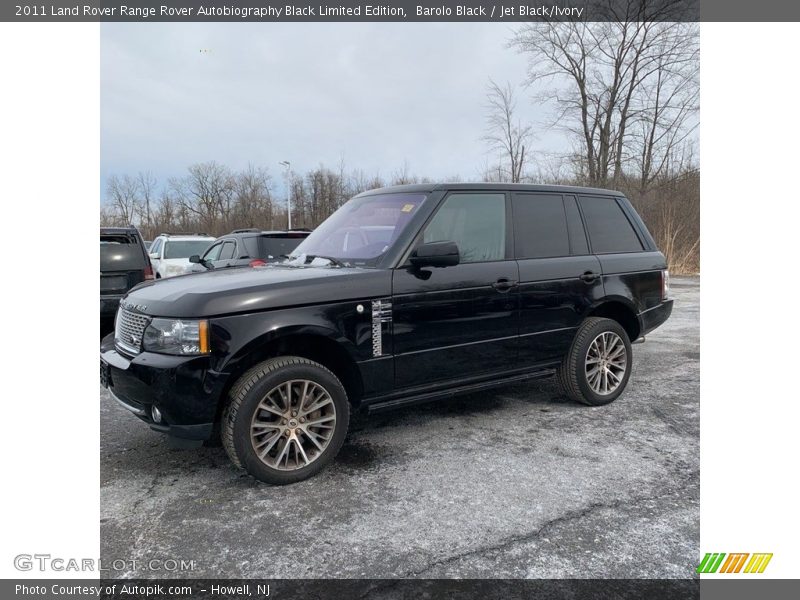 Front 3/4 View of 2011 Range Rover Autobiography Black Limited Edition