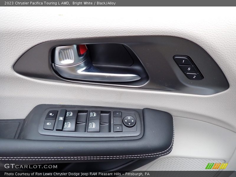 Door Panel of 2023 Pacifica Touring L AWD