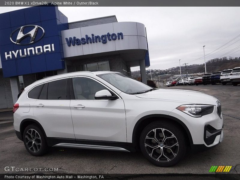 Alpine White / Oyster/Black 2020 BMW X1 xDrive28i
