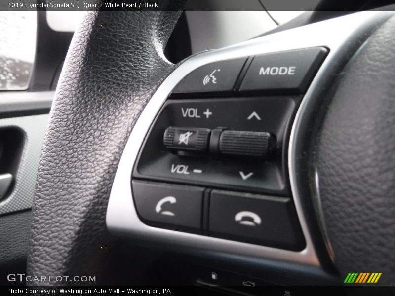 Quartz White Pearl / Black 2019 Hyundai Sonata SE