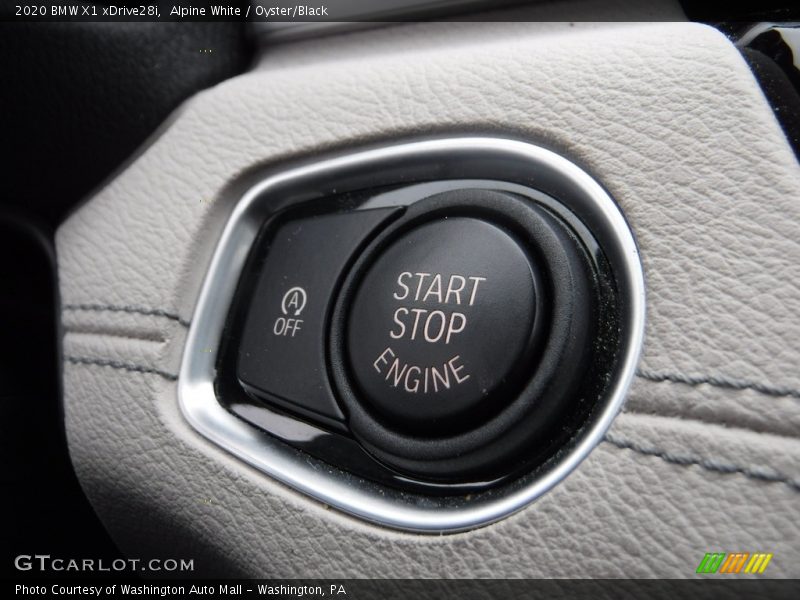 Alpine White / Oyster/Black 2020 BMW X1 xDrive28i
