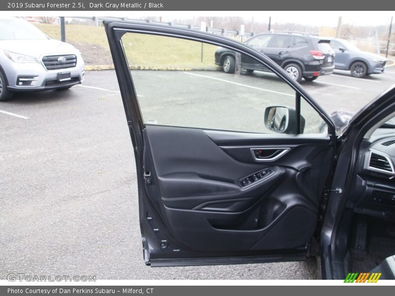 Dark Gray Metallic / Black 2019 Subaru Forester 2.5i