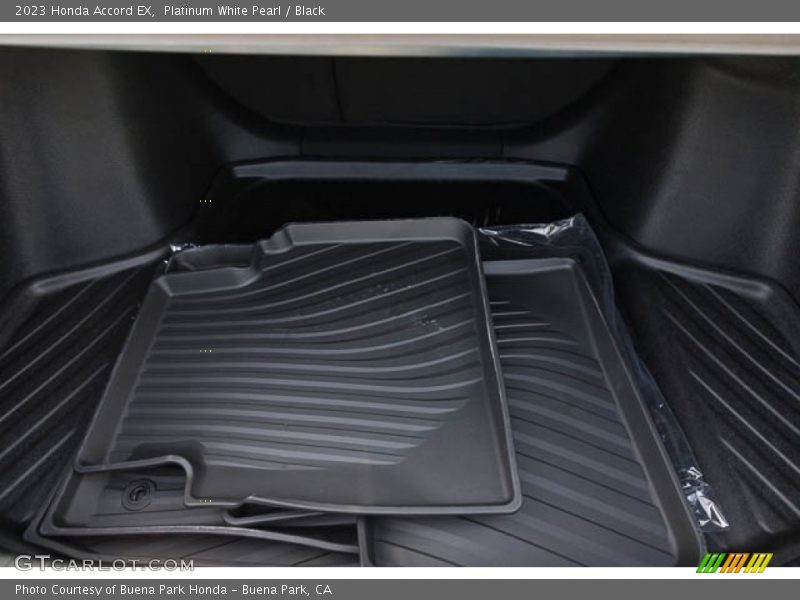 Platinum White Pearl / Black 2023 Honda Accord EX