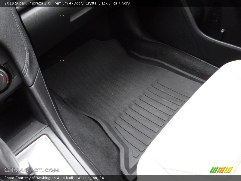 Crystal Black Silica / Ivory 2019 Subaru Impreza 2.0i Premium 4-Door