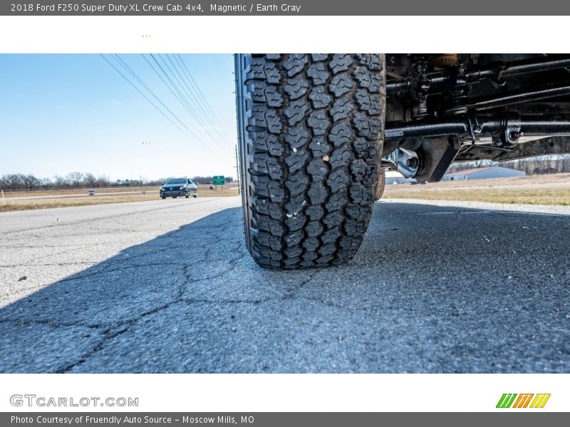 Magnetic / Earth Gray 2018 Ford F250 Super Duty XL Crew Cab 4x4