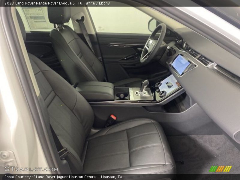 Fuji White / Ebony 2023 Land Rover Range Rover Evoque S