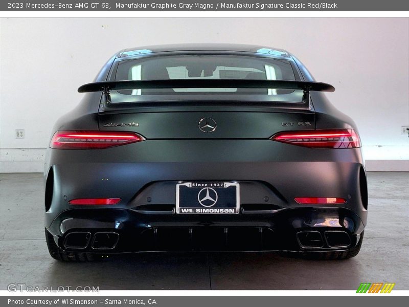 Manufaktur Graphite Gray Magno / Manufaktur Signature Classic Red/Black 2023 Mercedes-Benz AMG GT 63