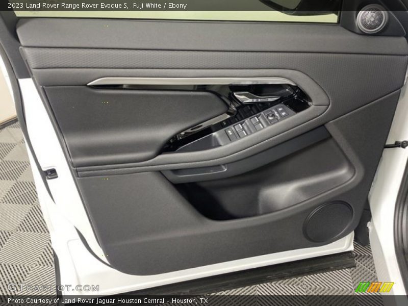 Fuji White / Ebony 2023 Land Rover Range Rover Evoque S