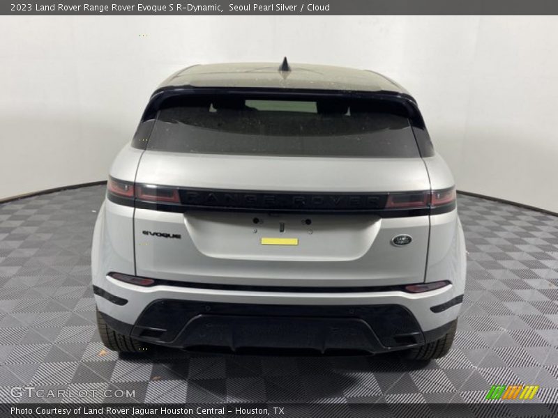 Seoul Pearl Silver / Cloud 2023 Land Rover Range Rover Evoque S R-Dynamic