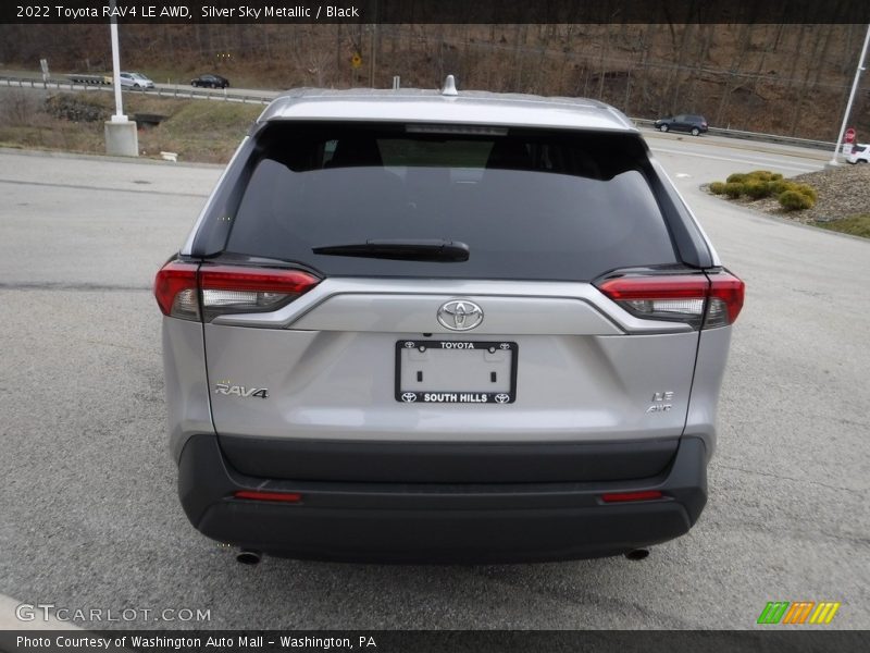 Silver Sky Metallic / Black 2022 Toyota RAV4 LE AWD