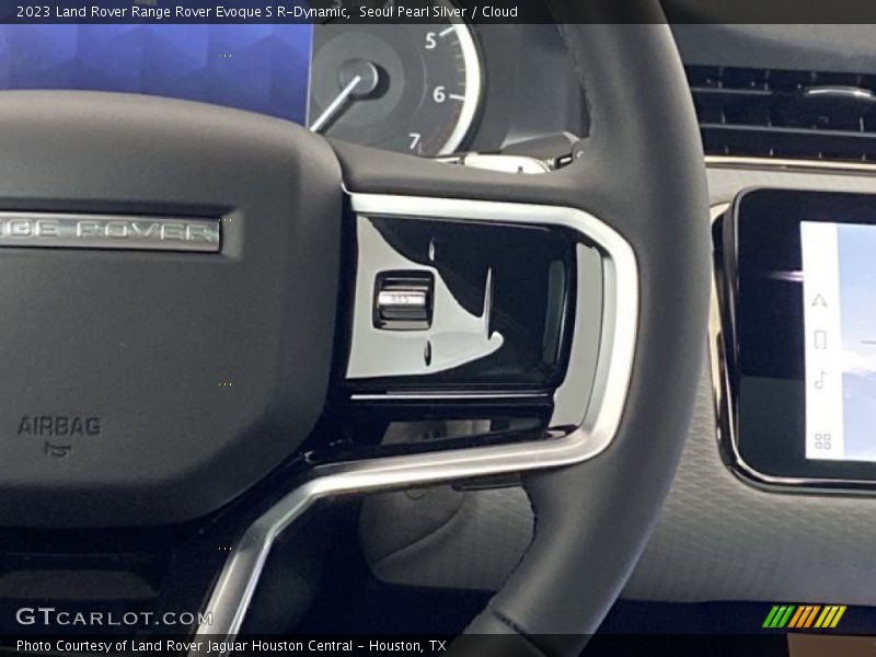  2023 Range Rover Evoque S R-Dynamic Steering Wheel