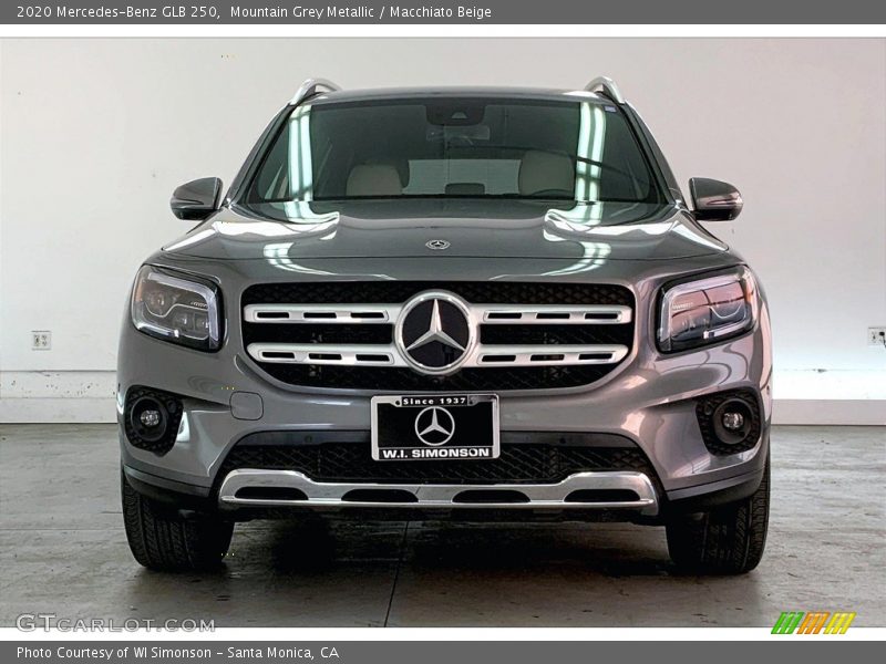 Mountain Grey Metallic / Macchiato Beige 2020 Mercedes-Benz GLB 250