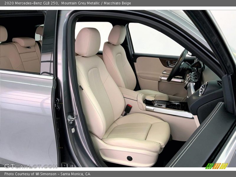 Mountain Grey Metallic / Macchiato Beige 2020 Mercedes-Benz GLB 250
