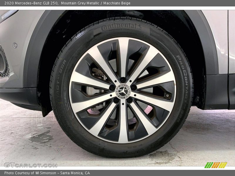 Mountain Grey Metallic / Macchiato Beige 2020 Mercedes-Benz GLB 250