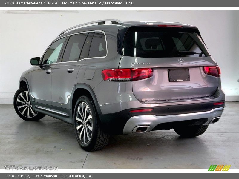 Mountain Grey Metallic / Macchiato Beige 2020 Mercedes-Benz GLB 250