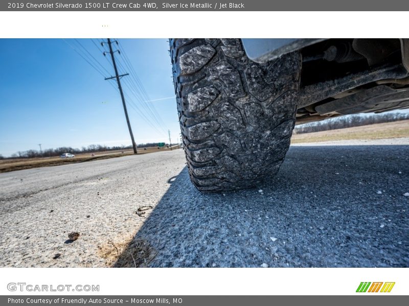Silver Ice Metallic / Jet Black 2019 Chevrolet Silverado 1500 LT Crew Cab 4WD