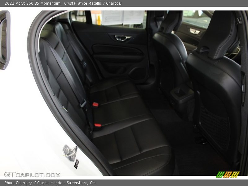 Crystal White Metallic / Charcoal 2022 Volvo S60 B5 Momentum