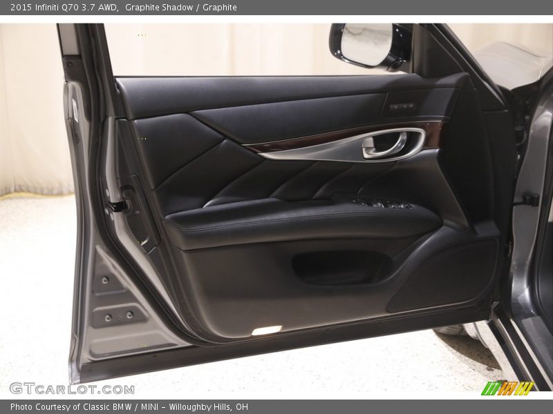 Door Panel of 2015 Q70 3.7 AWD