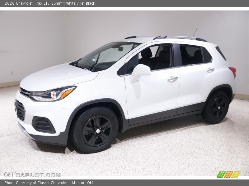 Summit White / Jet Black 2020 Chevrolet Trax LT