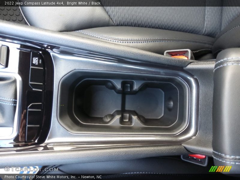 Bright White / Black 2022 Jeep Compass Latitude 4x4