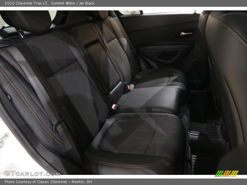 Summit White / Jet Black 2020 Chevrolet Trax LT