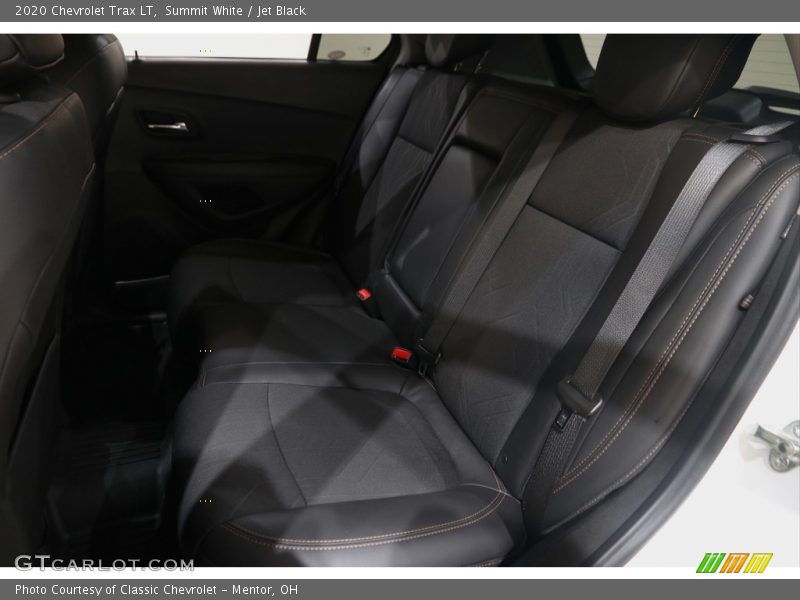 Summit White / Jet Black 2020 Chevrolet Trax LT
