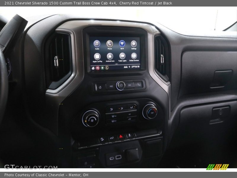 Controls of 2021 Silverado 1500 Custom Trail Boss Crew Cab 4x4