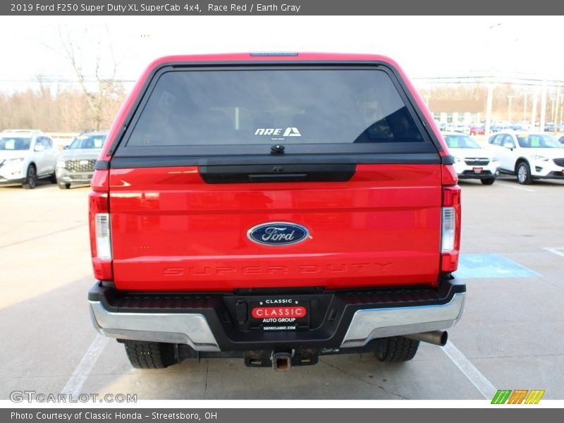 Race Red / Earth Gray 2019 Ford F250 Super Duty XL SuperCab 4x4