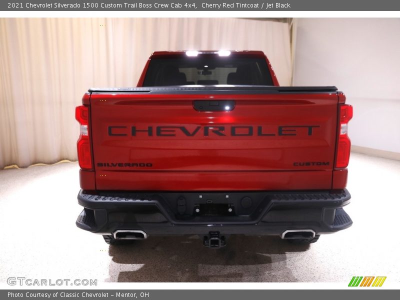 Exhaust of 2021 Silverado 1500 Custom Trail Boss Crew Cab 4x4