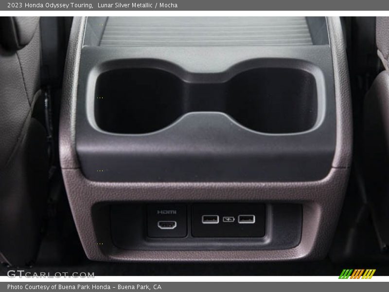 Lunar Silver Metallic / Mocha 2023 Honda Odyssey Touring