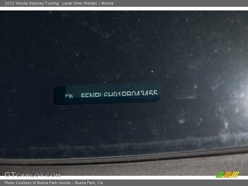 Lunar Silver Metallic / Mocha 2023 Honda Odyssey Touring