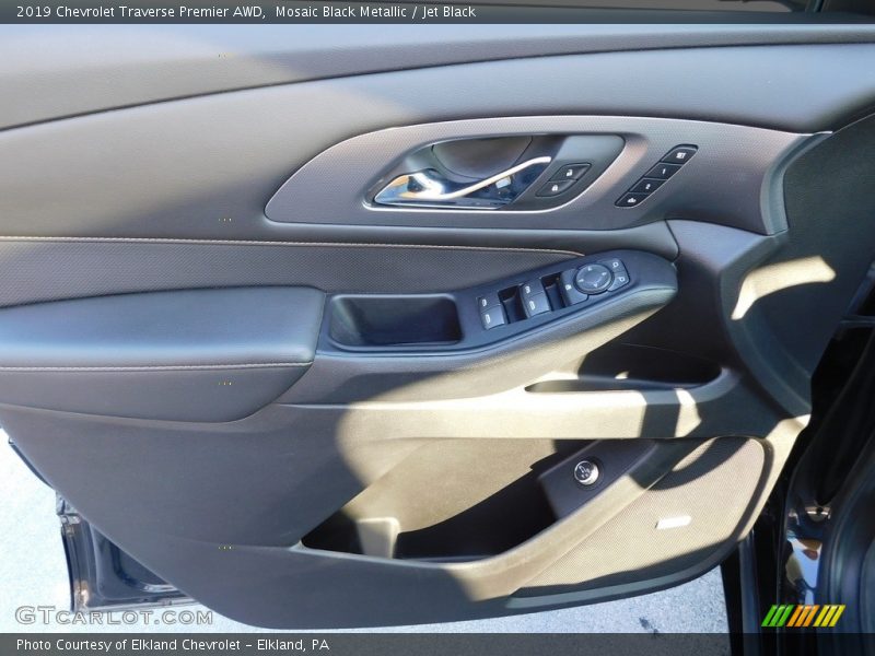 Mosaic Black Metallic / Jet Black 2019 Chevrolet Traverse Premier AWD
