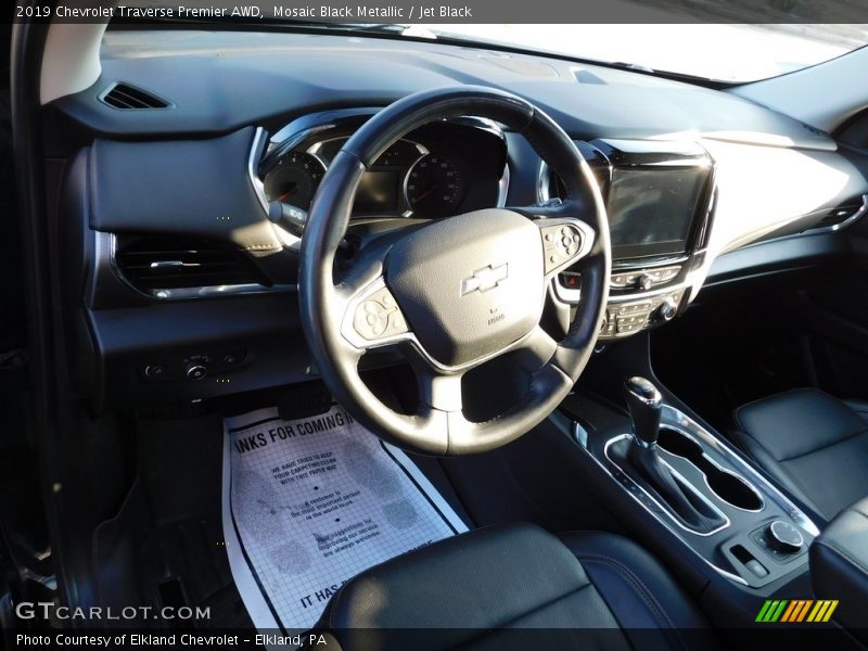 Mosaic Black Metallic / Jet Black 2019 Chevrolet Traverse Premier AWD