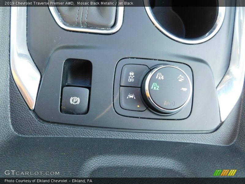 Mosaic Black Metallic / Jet Black 2019 Chevrolet Traverse Premier AWD