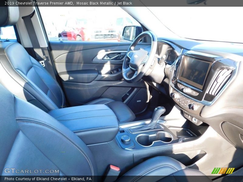 Mosaic Black Metallic / Jet Black 2019 Chevrolet Traverse Premier AWD
