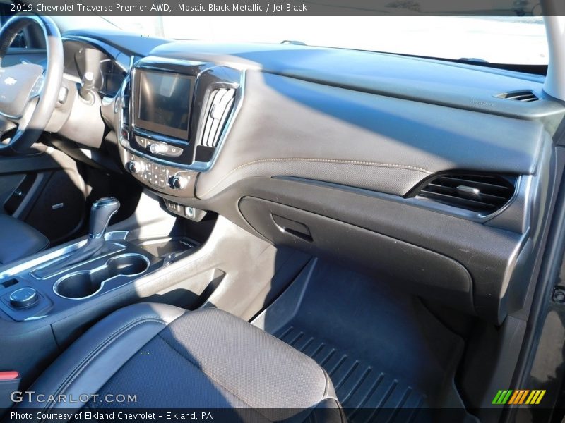 Mosaic Black Metallic / Jet Black 2019 Chevrolet Traverse Premier AWD