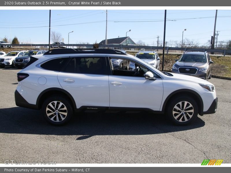 Crystal White Pearl / Slate Black 2020 Subaru Outback 2.5i Premium