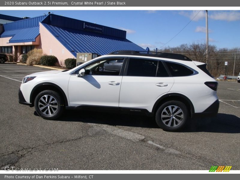 Crystal White Pearl / Slate Black 2020 Subaru Outback 2.5i Premium