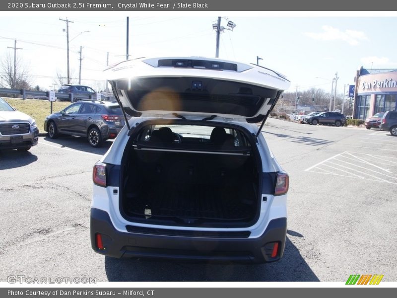 Crystal White Pearl / Slate Black 2020 Subaru Outback 2.5i Premium
