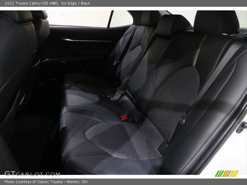 Ice Edge / Black 2022 Toyota Camry XSE AWD