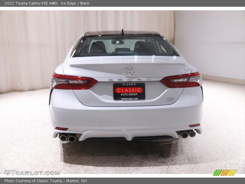 Ice Edge / Black 2022 Toyota Camry XSE AWD