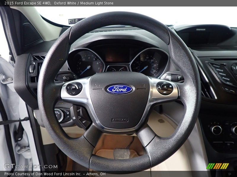 Oxford White / Medium Light Stone 2015 Ford Escape SE 4WD