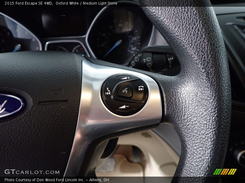 Oxford White / Medium Light Stone 2015 Ford Escape SE 4WD